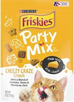Purina Friskies Made In USA Facilities Cat Treats, Party Mix Original Crunch - 30 Oz. Pouch -Pet Products Shop 51b2FqMwG L. AC